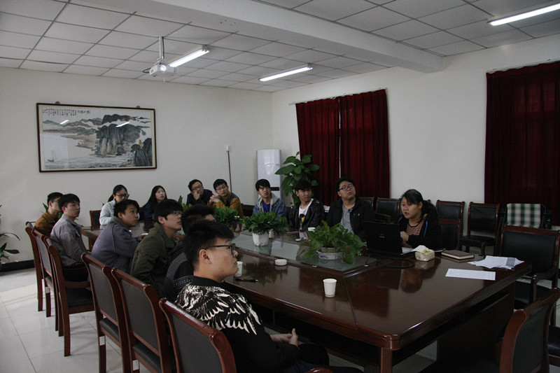 爱游戏平台_爱游戏（中国）集团组织进行新员工培训交流会